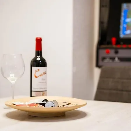 Casa Arino Casco Antiguo Arcade Jugar * סרגוסה